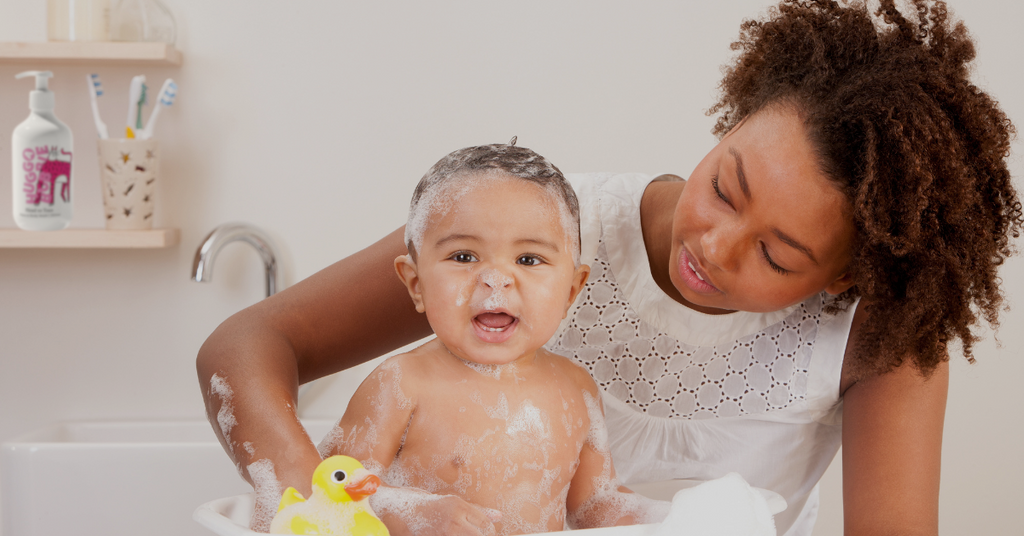 Making a Splash: Tips for a Perfect Baby Bath and Bonding Experience